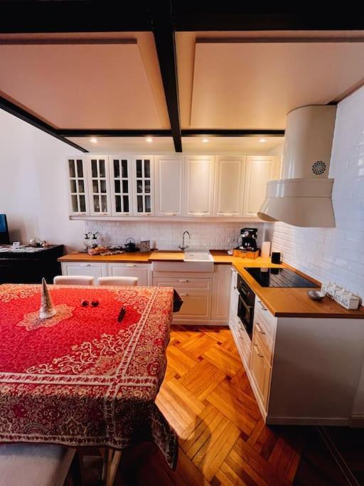 Beyond8 Luxurysuite Trieste Ngoại thất bức ảnh